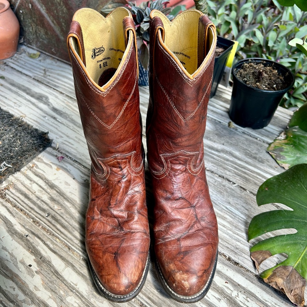 Men’s Classic Justin Cowboy Western Boots